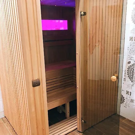 Old With Sauna Appartement *